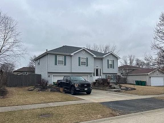 3rd image of 897 Cottonwood Dr