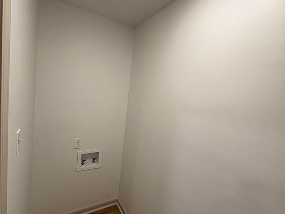4th image of 711 Grand Ave