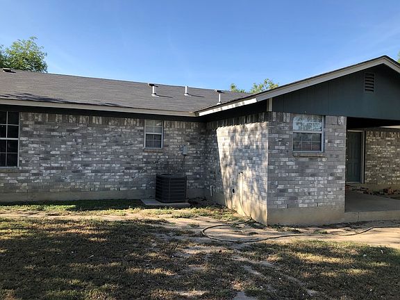 2nd image of 2345 Royal Park Dr