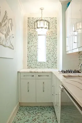 Sold by Bank Neary | media 7