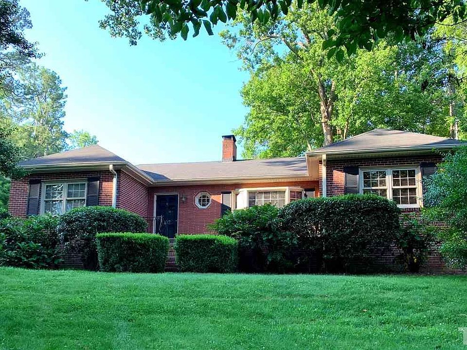1st image of 102 Park Dr