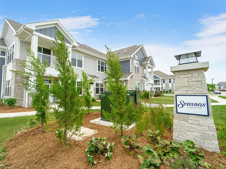 Seasons at River View Resident Building Exterior