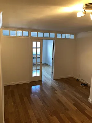 Rented by Bank Neary | media 4