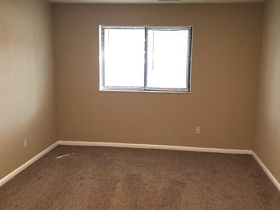 4th image of 7212 Creekview Dr APT 4