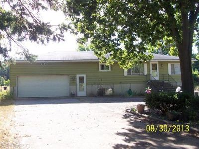 58413 M 51 S, Dowagiac, MI, 49047