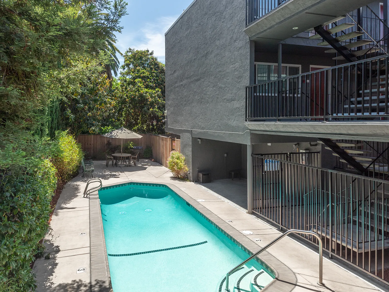 Villa Alameda — Photo 3