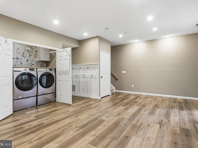 5279 Ballycastle Cir — Photo 29