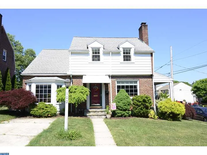 102 Franklin St photo 1