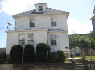 14 Ida St, Providence, RI 02909