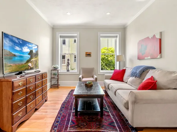91 Perkins St APT 4, Somerville, MA 02145