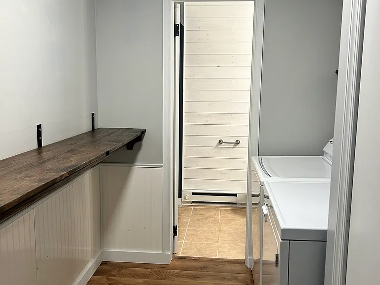 580 Hammond Ave #1 — Photo 7
