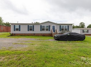 101 Park Ln, Grover, NC 28073