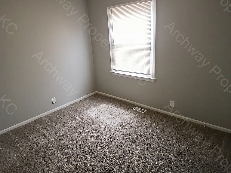 1267 N Petzold Dr #B — Photo 9