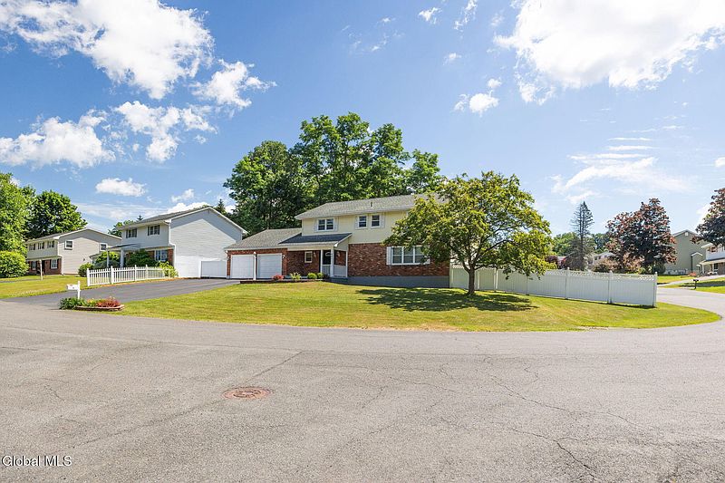 2nd image of 24 Schalren Drive