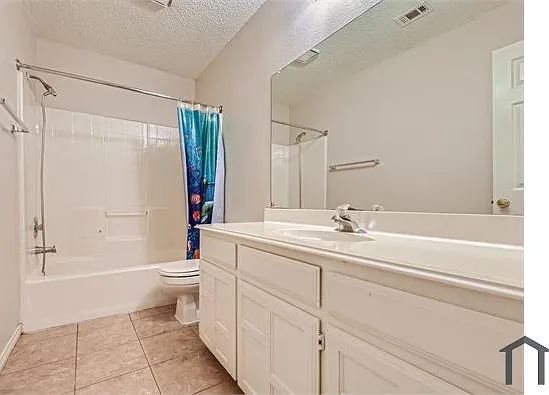 2420 Waterloo Ln — Photo 33