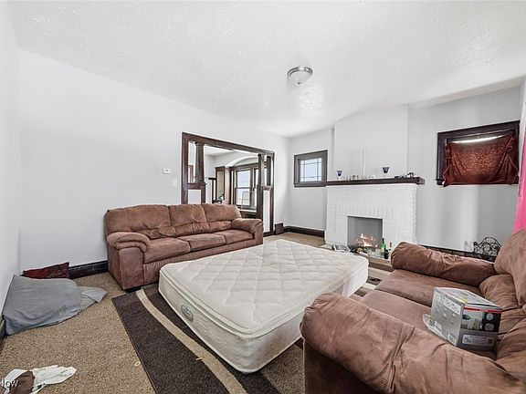4th image of 14401 Westropp Ave