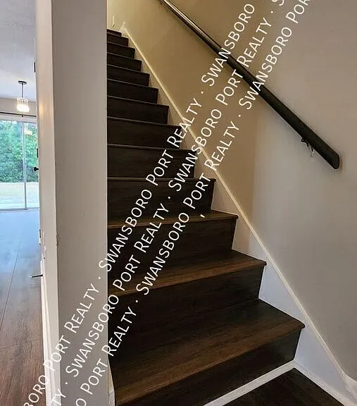 12 Port West Ct #C — Photo 11