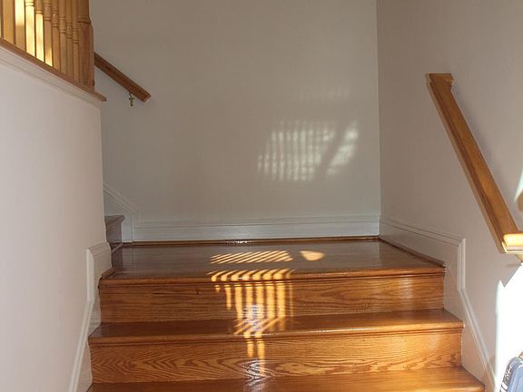 4th image of 10551 Tuckerman Heights Cir