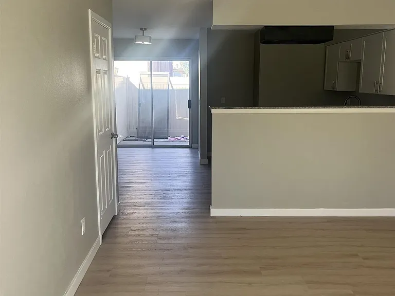 135 Cook St #3 — Photo 6