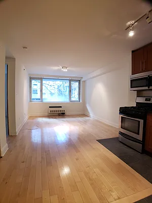 Rented by Douglas Elliman | media 8