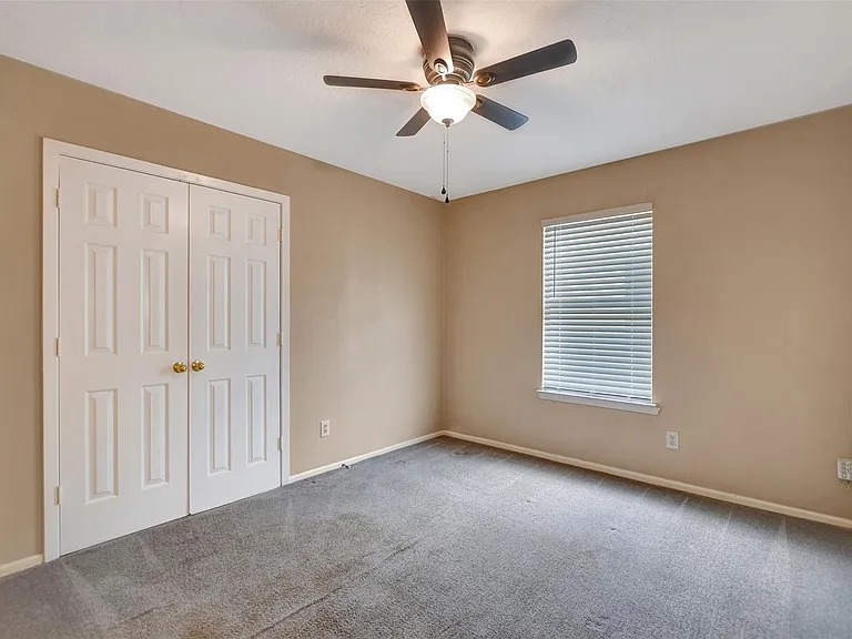 19702 Byron Meadows Dr — Photo 25