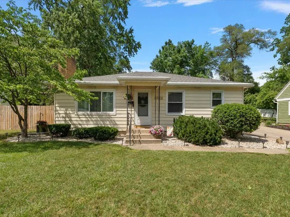 1641 4th St NW, Grand Rapids, MI 49504