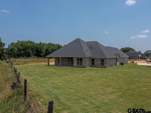 5th image of 241 Serenity Dr