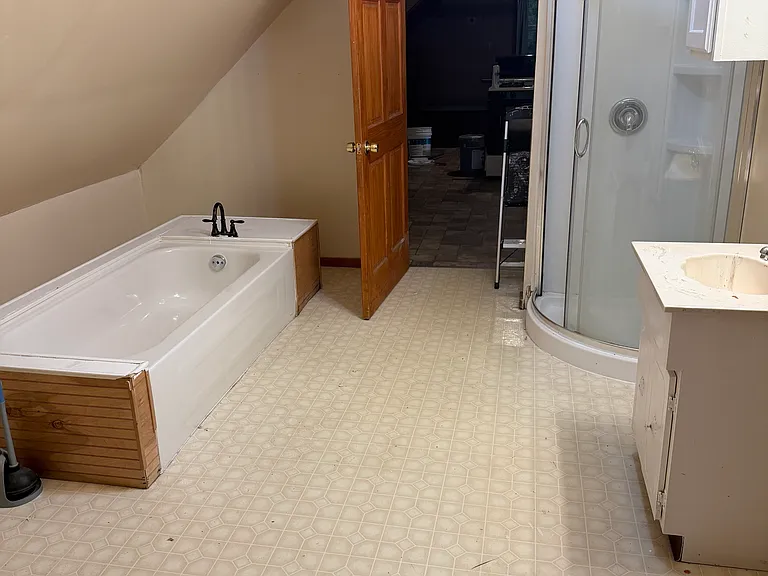 84 Ridge Park Ave #3 — Photo 5