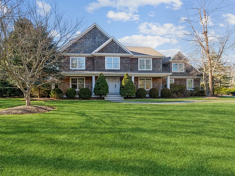 21 Spinnaker Way — Photo 1