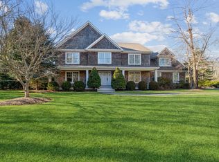 21 Spinnaker Way, Southampton, NY 11968