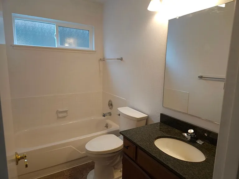 3056 Twin Oak Pl NW — Photo 19