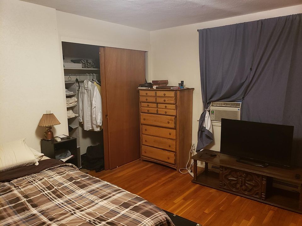 2nd image of 174 Summer St #174