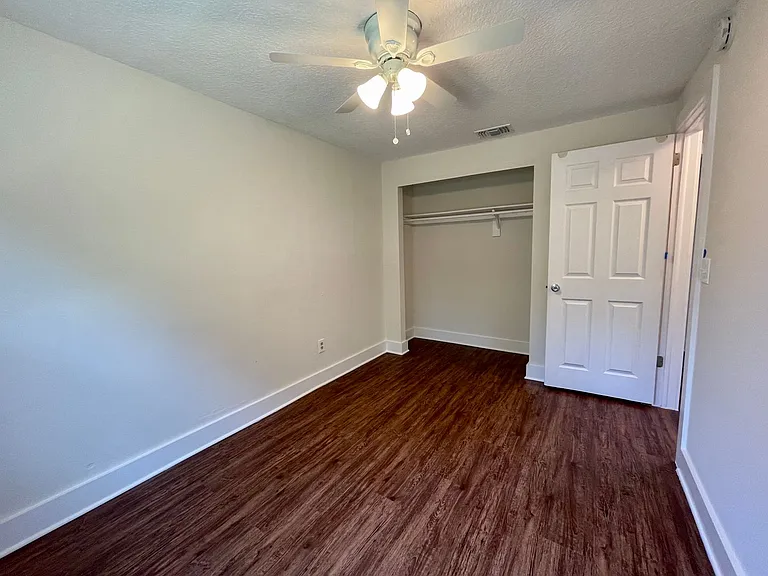 10867 Bahia Dr — Photo 22
