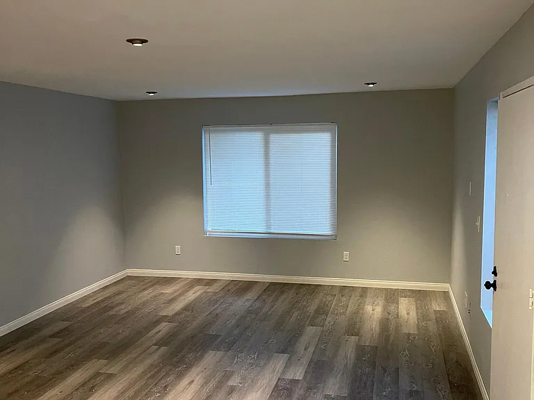 7881 Camino Kiosco — Photo 9