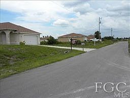 3rd image of 2808 30th St SW