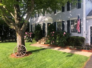 74 Bittersweet Dr, Manchester, NH 03109