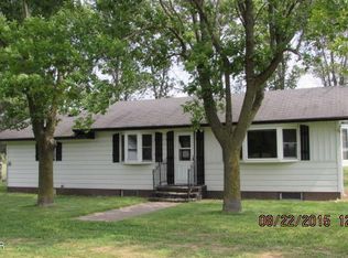 10723 184th St, Silver Lake, MN 55381