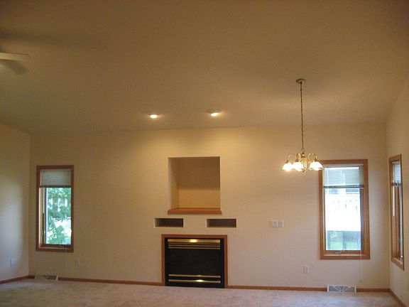 Open living area, gas fireplace