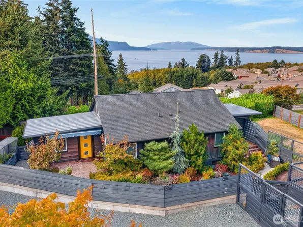 5016 Channel View Lane, Anacortes, WA 98221