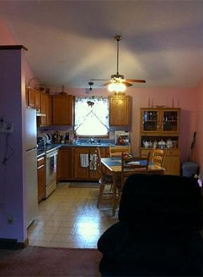 2nd image of 226 Arnold Ave