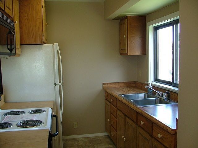 2nd image of 710 Franklin Ave