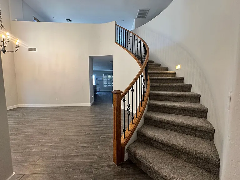 2425 Florentine Rd #A — Photo 16