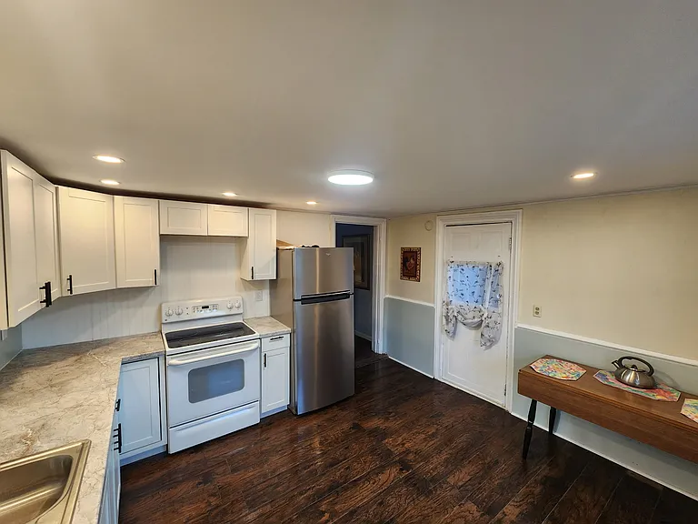 50 2nd St #1 — Photo 5