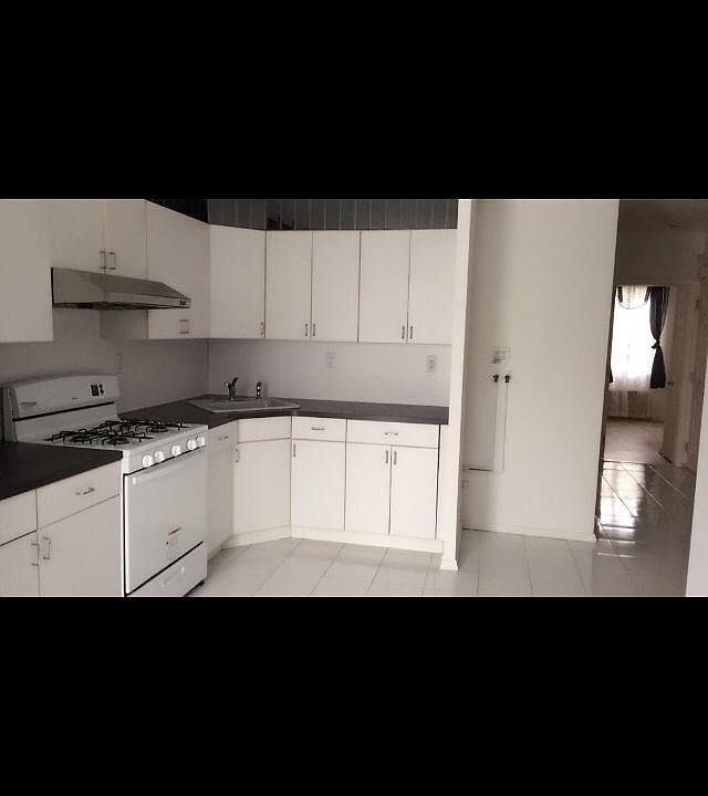 1st image of 94 Avenue S