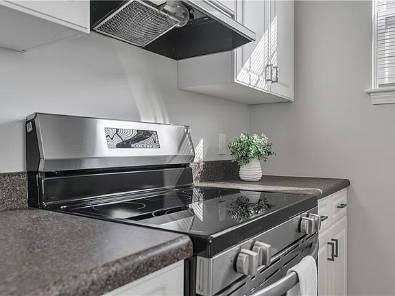 4th image of 90 Mill St APT 202