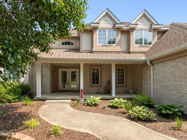 1276 Kensington Dr, Seymour, IN 47274