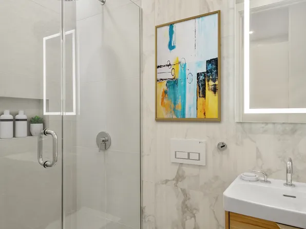 43 West 8th Street image 6 of 13