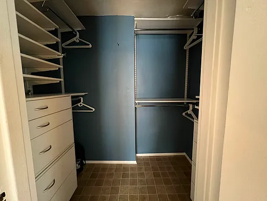 Sold by Compass | media 8