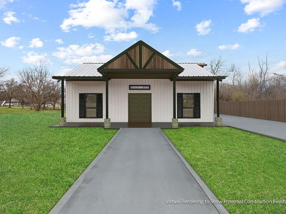 1st image of 204 S Main St