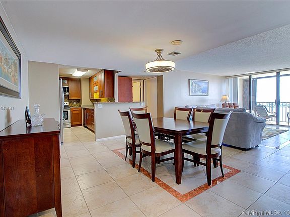 5th image of 5600 N Flagler Dr APT 1408